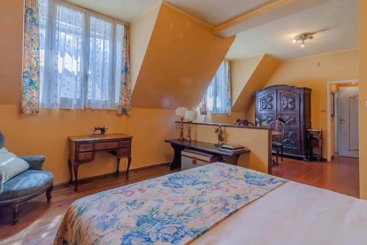 Gothic Apartments By Wonderful Italy Bellagio 0*,